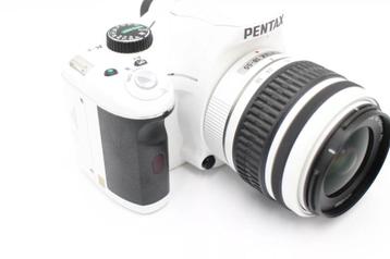 Pentax K-x met 3 lenzen en veel toebehoren beschikbaar voor biedingen