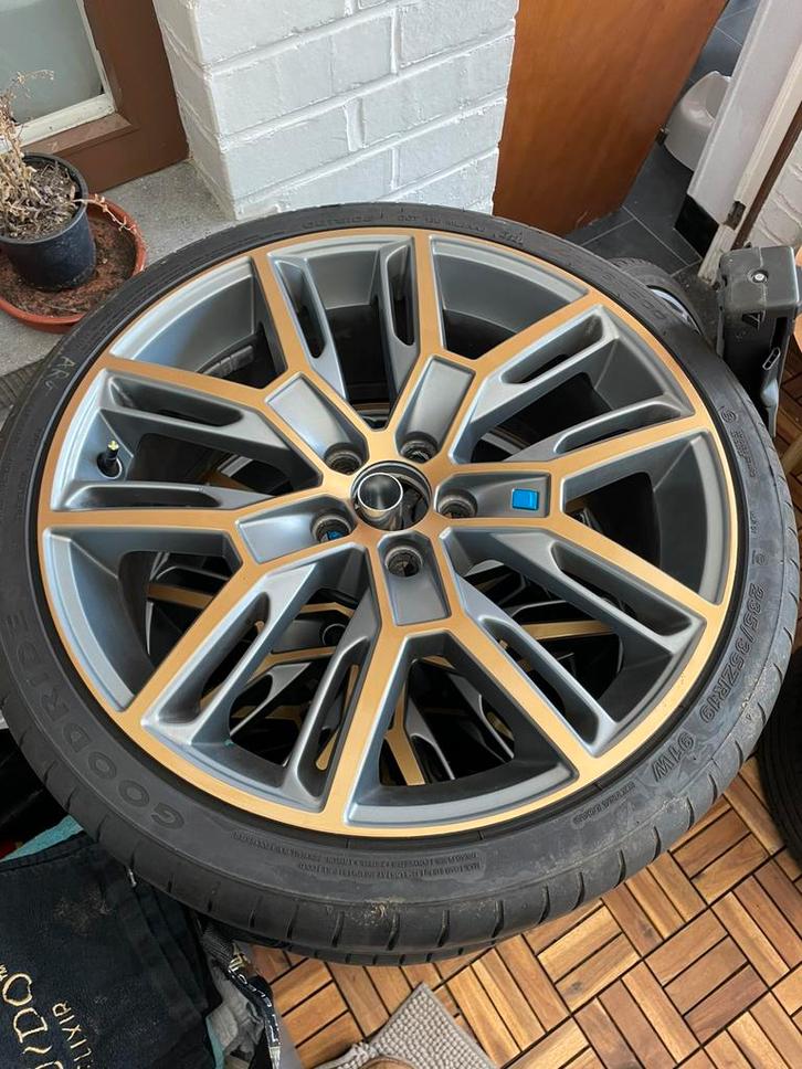 Polstar banden en velgen, Auto-onderdelen, Banden en Velgen, Band(en), Ophalen