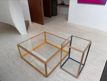 Set van twee design salontafeltjes van Molteni&C beschikbaar voor biedingen
