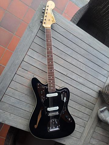 Fender Jaguar Thinline (Japon) édition spéciale 