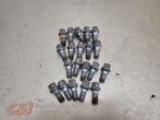 Kit boulons de roue d'un Mercedes Vito, 3 mois de garantie, Utilisé, -, -