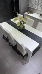 Eettafel met 6 stoelen en dressoir, Huis en Inrichting, Overige materialen, Zo goed als nieuw, Vijf personen of meer, 150 tot 200 cm