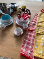 Kinderservies en schorten, Ophalen, Gebruikt