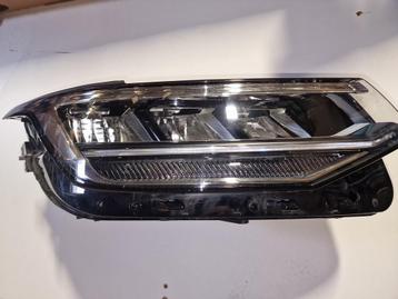 Rechter koplamp VOLKSWAGEN TIGUAN SUV  030111923200 beschikbaar voor biedingen