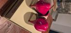 Rode pump maat 39, Kleding | Dames, Schoenen, Ophalen, Pumps, Zo goed als nieuw, Rood