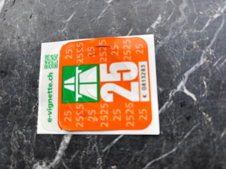 Zwitser wegenvignet, geldig tot 31_01_2026, Tickets en Kaartjes, Autovignetten