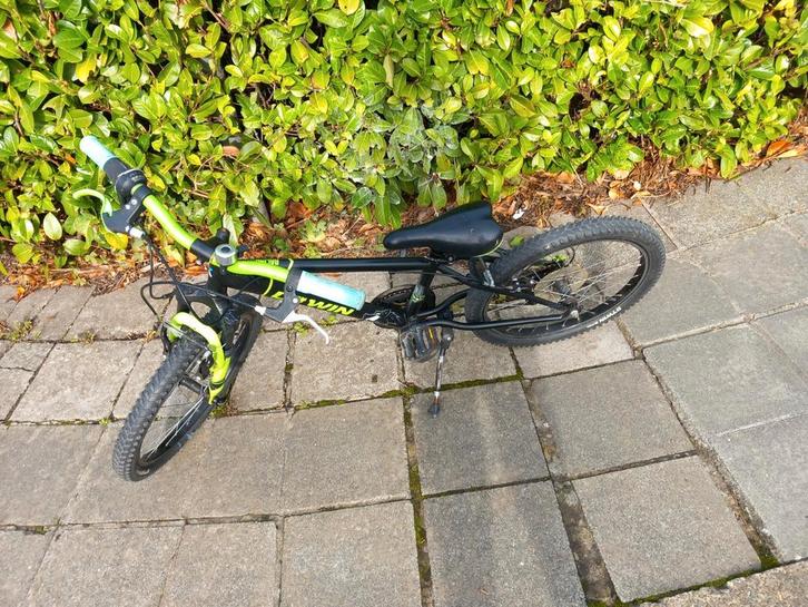 B'twin, Vélos & Vélomoteurs, Vélos | Garçons, Comme neuf, Vitesses, Enlèvement ou Envoi