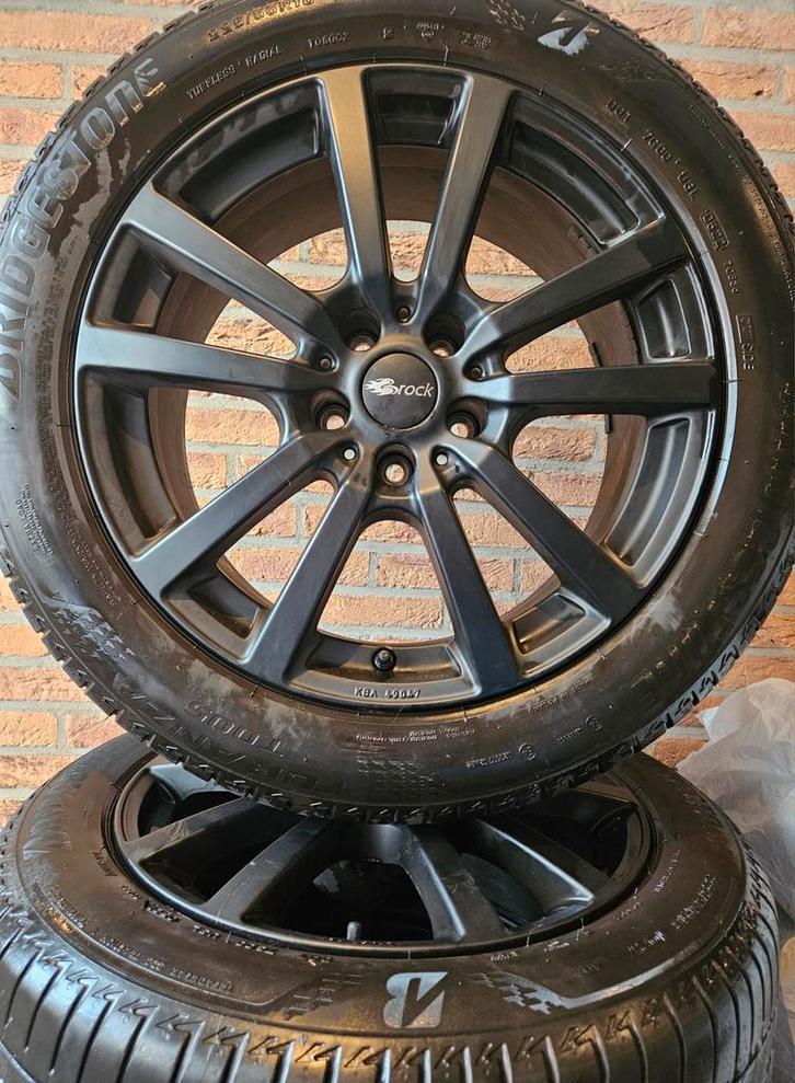 18 inch Nissan Qashqai Velgenset 5x114.3 Bridgestone TPMS, Auto-onderdelen, Banden en Velgen, Banden en Velgen, Zomerbanden, 18 inch