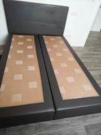 Boxspring 140x200cm. 2delen + hoofdbord, Huis en Inrichting, Ophalen, Gebruikt, 180 cm