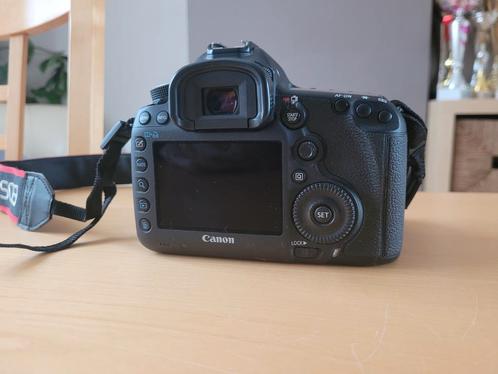 Appareil photo canon EOS 5D, Audio, Tv en Foto, Fotocamera's Digitaal, Zo goed als nieuw, Canon, Ophalen