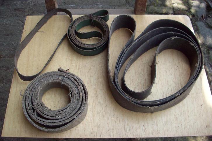 Platte riemen, Doe-het-zelf en Bouw, Gereedschap | Machine-onderdelen en Toebehoren, Gebruikt, Ophalen