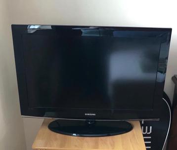 TV Samsung de 66 cms  beschikbaar voor biedingen