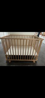 Inklapbare box voor kinderen op wieltjes, Ophalen, Zo goed als nieuw, Rechthoekig, In hoogte verstelbaar