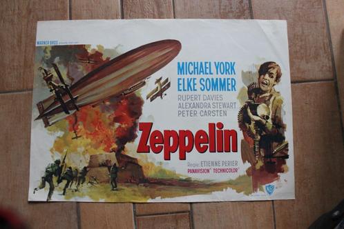filmaffiche Zeppelin 1971 Michael York filmposter, Verzamelen, Posters, Zo goed als nieuw, Film en Tv, A1 t/m A3, Rechthoekig Liggend