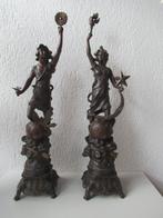 2 Grote antieke beelden hoogte 75 cm ., Ophalen