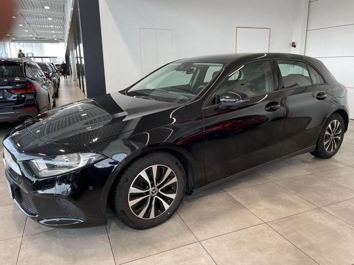 Mercedes-Benz A 180 Virtual cockpit / Automaat / Camera, Auto's, Mercedes-Benz, A-Klasse, ABS, Airbags, Boordcomputer, Centrale vergrendeling