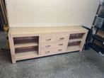 Vol eiken dressoir, Ophalen
