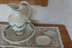 Service de toilette ancien, Ophalen