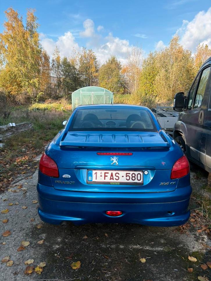 Peugeot 206 cabrio, Auto's, Peugeot, Particulier, Benzine, Euro 3, Cabriolet, 2 deurs, Handgeschakeld, Blauw, Blauw, Stof, Ophalen