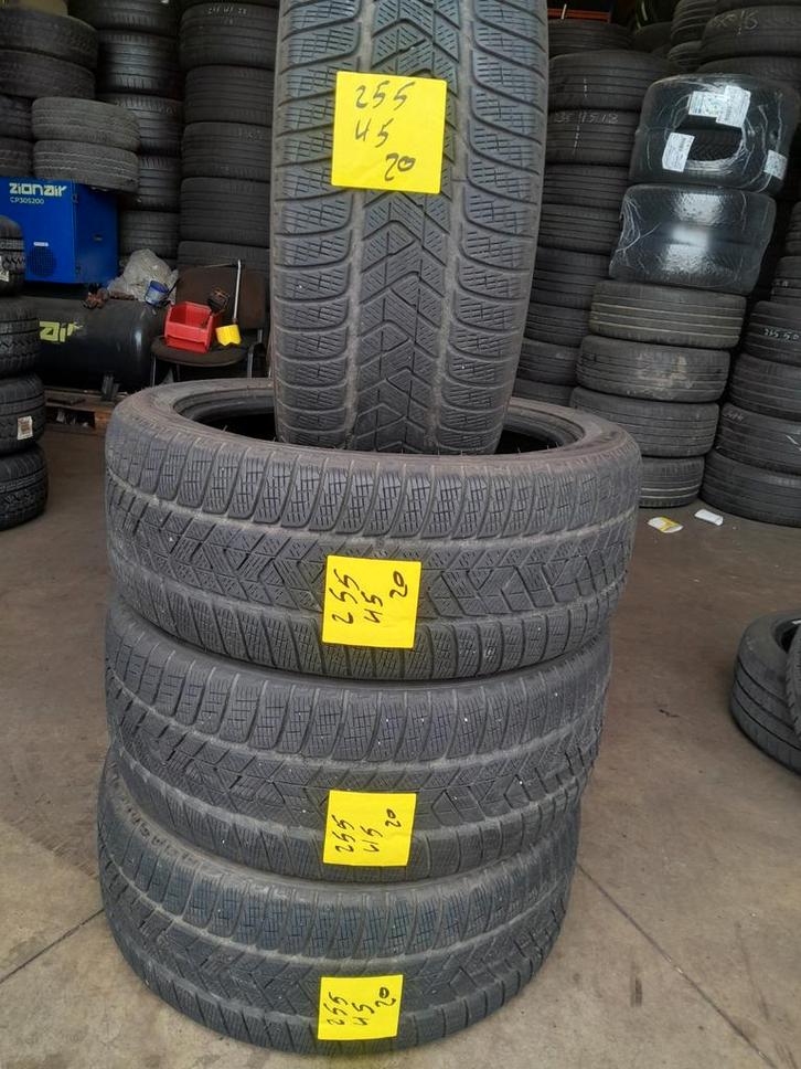255/45/20 2554520 255/25R20 winterbanden Pirelli, Auto diversen, Autosport-onderdelen, Zo goed als nieuw, Ophalen