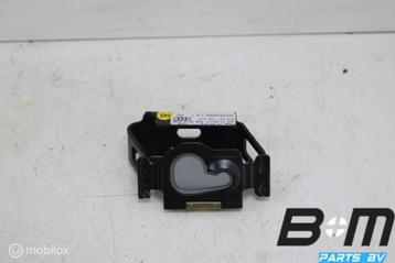 Bevestigingsoog bagageruimte Audi A4 8W 8W9861736 beschikbaar voor biedingen