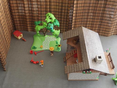 Maison Playmobil + Jardin + Playmobil+fontaine et autres..., Enfants & Bébés, Jouets | Playmobil, Comme neuf, Playmobil en vrac