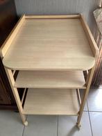 Stevige verzorgingstafel op wielen met verzorgingskussen, Ophalen, Zo goed als nieuw