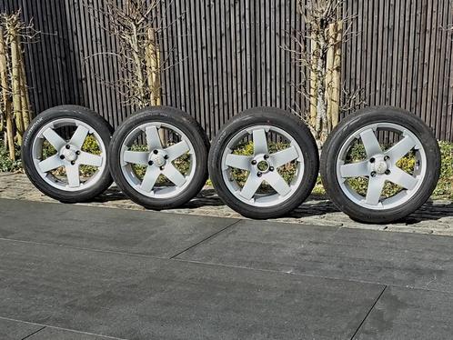 Roues en alliage pour Kia avec pneus été 205/50-16, Auto-onderdelen, Banden en Velgen, Banden en Velgen, Zomerbanden, 16 inch
