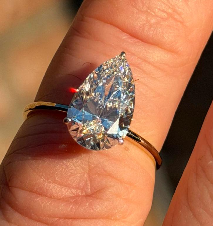 Gouden ring met VVS2 diamant van 3 caraat!! met certificaat!, Handtassen en Accessoires, Ringen, Nieuw, Dame, 17 tot 18, Geel