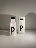 Gourde avec lettre P - Design Letters - Arne Jacobsen, Ophalen, Overige materialen, Nieuw, Kom(men)