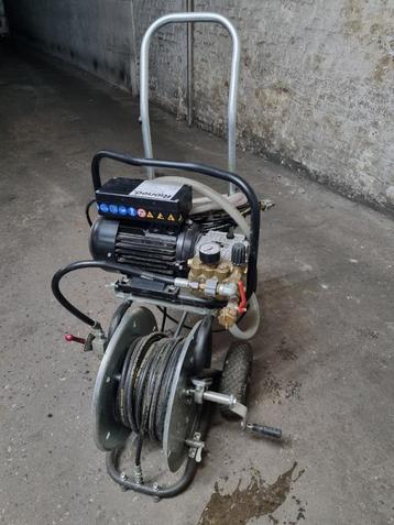 Nettoyeur haute pression, Enlèvement, Comme neuf, Électrique, Avec pression d'eau réglable
