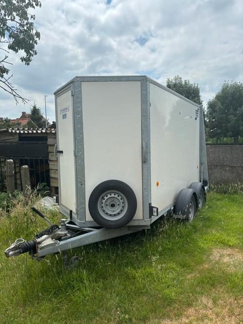 Gesloten Ifor Williams aanhangwagen 2700KG, Auto diversen, Aanhangers en Bagagewagens, Zo goed als nieuw, Ophalen