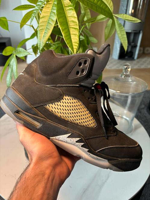 Jordan 5 Zwart Metallic 2016 46, Kleding | Heren, Schoenen, Zo goed als nieuw, Sneakers, Zwart, Ophalen of Verzenden