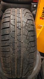 225/55r17 101v Pirelli 50€ chacun avec support et équilibreu, Autos : Pièces & Accessoires, Enlèvement