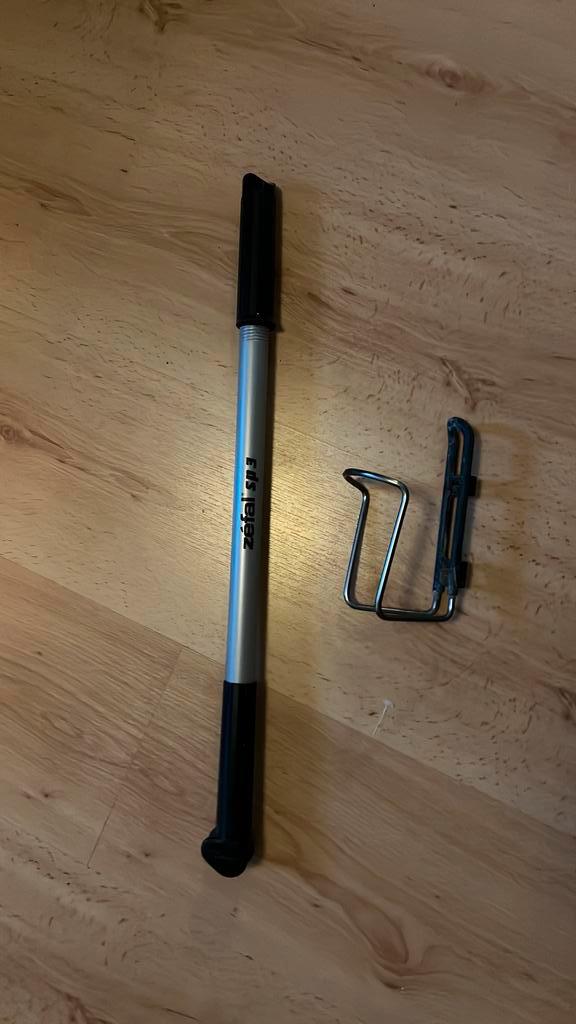 Zefal fietsenpomp, Fietsen en Brommers, Fietsaccessoires | Fietspompen, Zo goed als nieuw, Ophalen of Verzenden