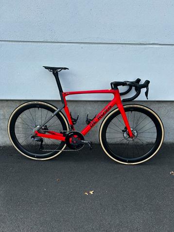 De rosa 70 beschikbaar voor biedingen