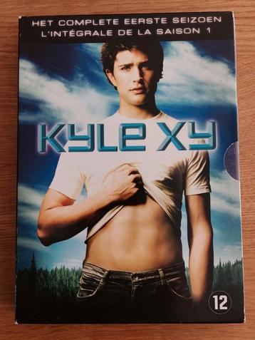 DVD - BOX -  KYLE XY - HET COMPLETE 1 SEIZOEN  beschikbaar voor biedingen