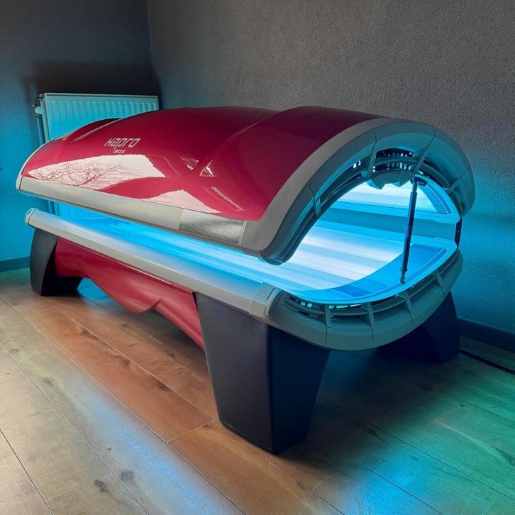 Hapro Onyx 26/1 Rood Zonnebank + 1 jaar Garantie, Elektronische apparatuur, Zonnebanken en Gezichtsbruiners, Zo goed als nieuw