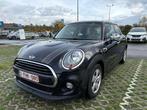 MINI One D 1.5*Jantes*Navi*Cruise*carnet complet*188€ x 48, Auto's, Mini, Stof, Gebruikt, Euro 6, 95 pk