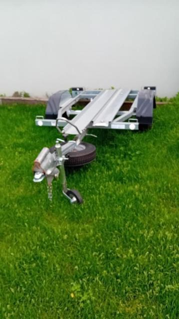 Remorque 1 Moto avec rampe + roue de secours + roue jokey beschikbaar voor biedingen