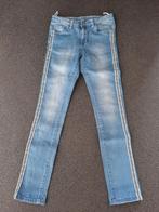 lichtblauwe jeansbroek - mt 146, Comme neuf, Fille, Enlèvement ou Envoi, Pantalon