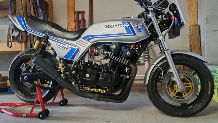 Honda 900cc bol dor, Motoren, Motoren | Honda, Bedrijf, Sport, 4 cilinders, Ophalen