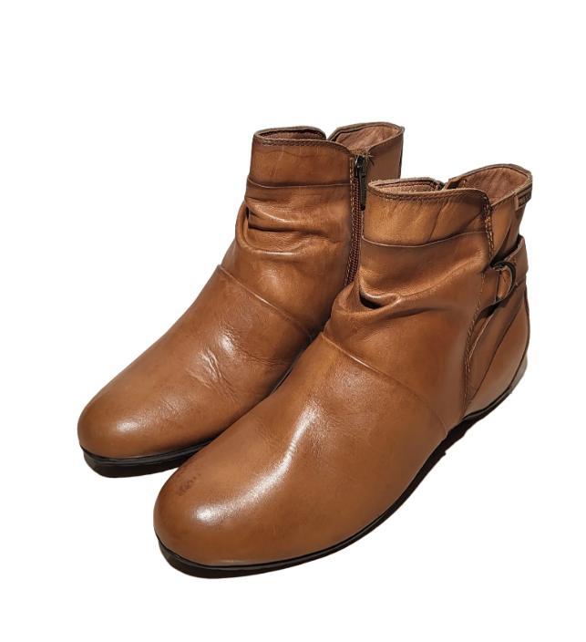 Laarzen van Pikolinos, Kleding | Dames, Schoenen, Zo goed als nieuw, Lage of Enkellaarzen, Overige kleuren, Ophalen of Verzenden