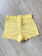 Gele short maat 116/6jaar c&a, C&A, Meisje, Zo goed als nieuw, Ophalen