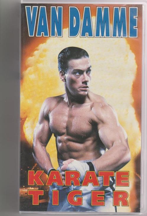 VHS - KARATE TIGER, Cd's en Dvd's, Dvd's | Actie, Zo goed als nieuw, Martial Arts, Vanaf 16 jaar, Ophalen of Verzenden