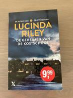De geheimen van de kostschool, Boeken, Ophalen of Verzenden, Zo goed als nieuw, Lucinda Riley, België