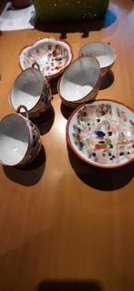 Eierschaal porselein  7 tassen en 7 onderleggers. Verzamel, Antiek en Kunst, Ophalen