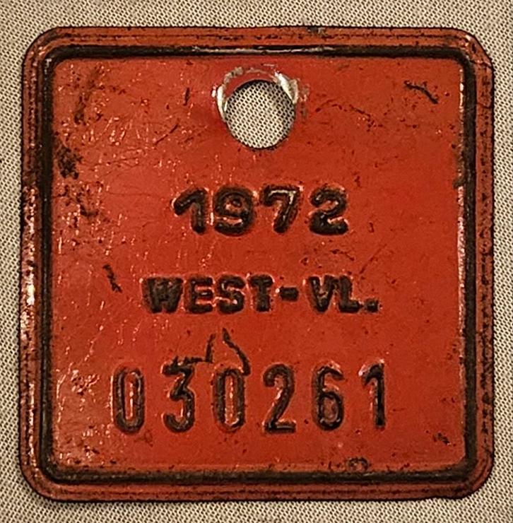 Fietsplaat West-Vlaanderen 1972 rood 030261
Dit, Verzamelen, Overige Verzamelen, Ophalen of Verzenden