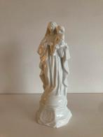 Porceleinen beeldje Madonna met Kind, Enlèvement