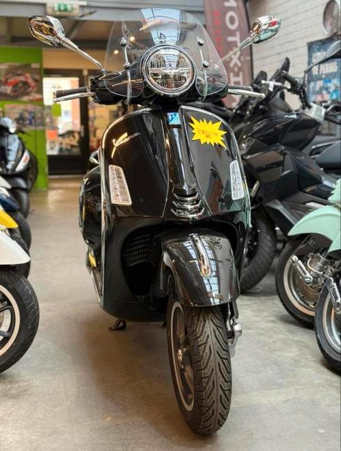 Promo Vespa Gts 300 superglanzend zwart, Fietsen en Brommers, Scooters | Vespa, Nieuw, Verzenden